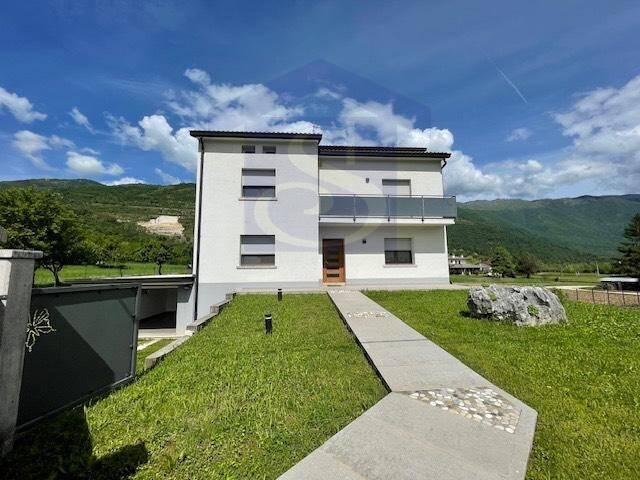 Villa Indipendente in vendita a Caneva, Friuli-Venezia Giulia