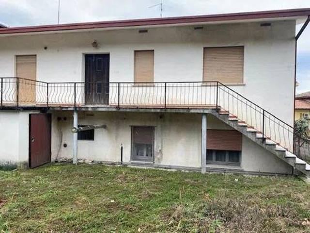 Villa Indipendente in vendita a Caneva, Friuli-Venezia Giulia