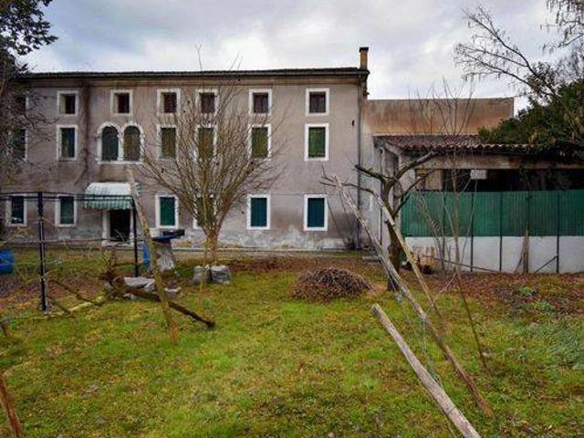Villa Indipendente in vendita a Caneva, Friuli-Venezia Giulia