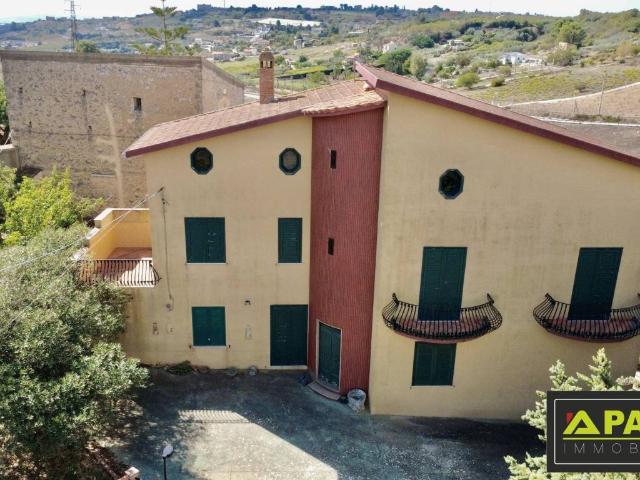 Villa Indipendente in vendita a Canicattì E Borgalino, Sicilia
