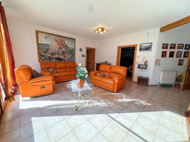 Villa Indipendente in vendita a Canneto Sull'oglio, Lombardia