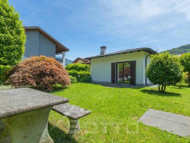 Villa Indipendente in vendita a Traffiume, Piemonte