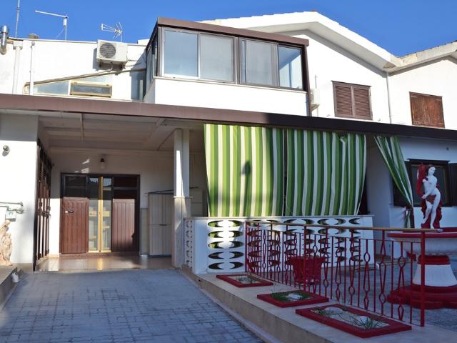 Villa Indipendente in vendita a Puglia, Barletta-andria-trani