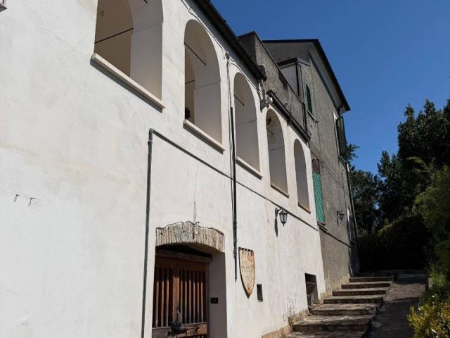 Villa Indipendente in vendita a Canosa Sannita, Abruzzo