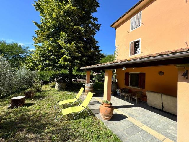 Villa Indipendente in vendita a Cantagallo, Toscana