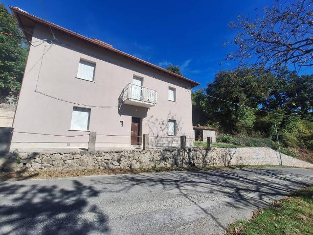 Villa Indipendente in vendita a Pecce, Cantalice