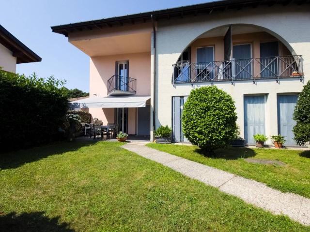 Villa Indipendente in vendita a Comunità Montana del Piambello, Cantello