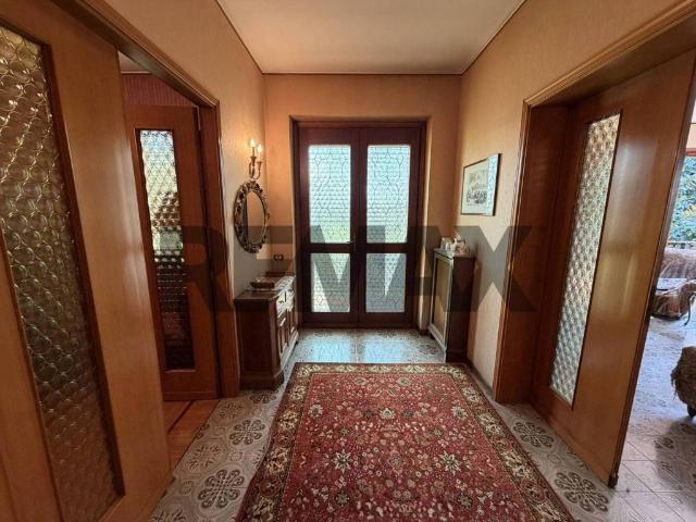 Villa Indipendente in vendita a Comunità Montana del Piambello, Cantello