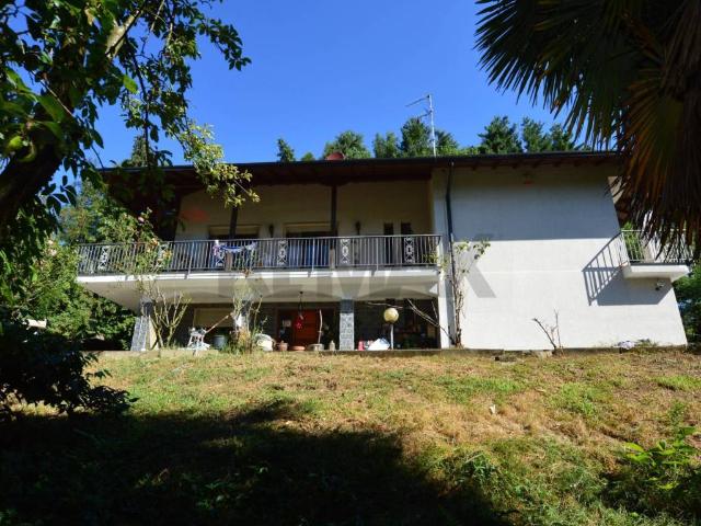 Villa Indipendente in vendita a Comunità Montana del Piambello, Cantello