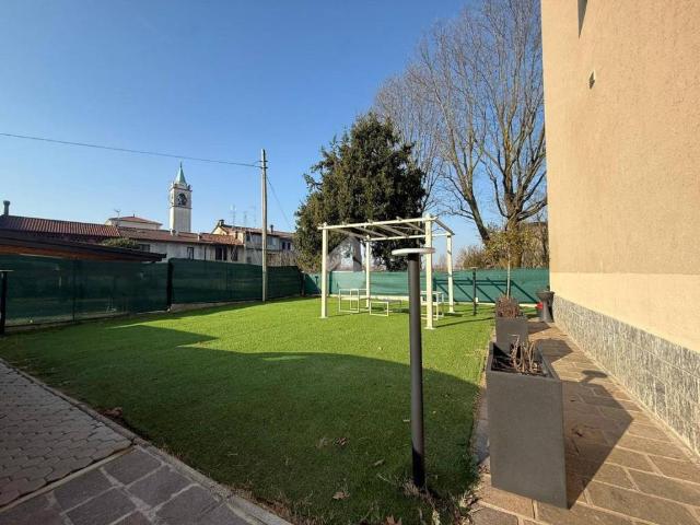 Villa Indipendente in vendita a Cantù, Lombardia