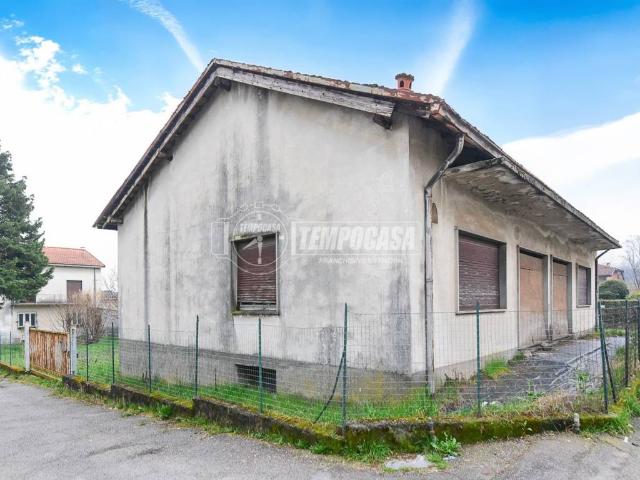 Villa Indipendente in vendita a Cantù, Lombardia