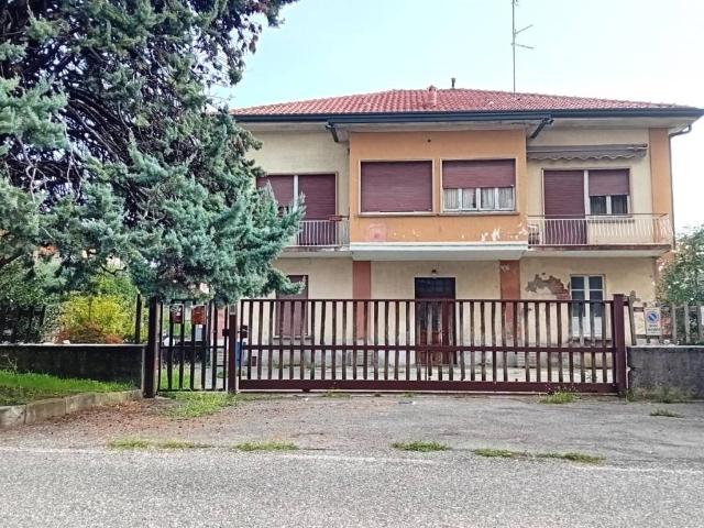 Villa Indipendente in vendita a Cantù, Lombardia
