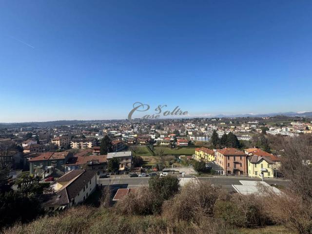 Villa Indipendente in vendita a Villaggio Trieste, Cantù