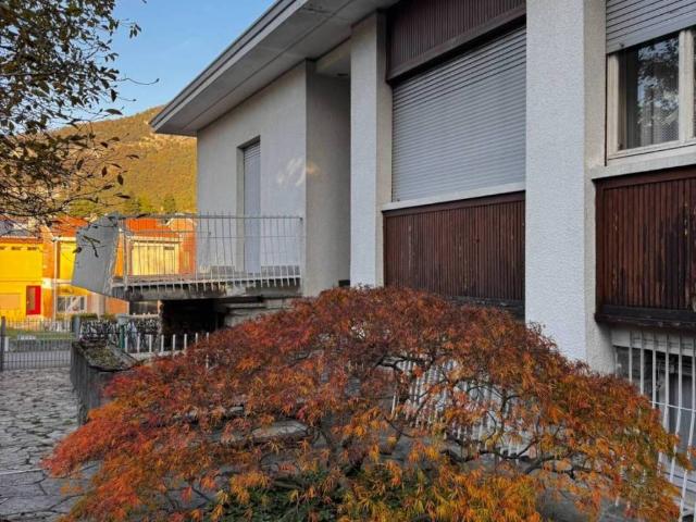 Villa Indipendente in vendita a Caravaggio, Canzo