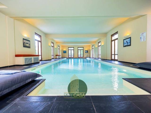 Villa Indipendente in vendita a Canzo, Lombardia
