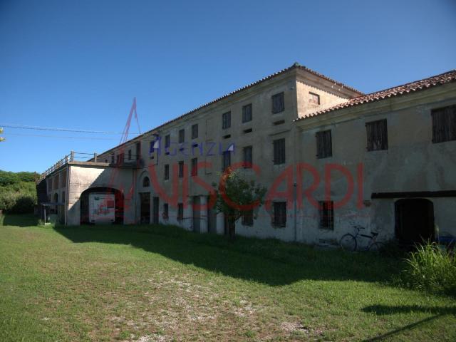 Villa Indipendente in vendita a Caorle, Veneto