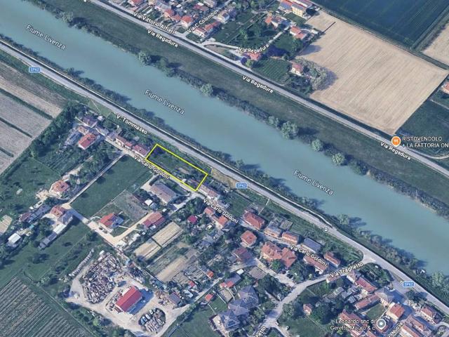 Villa Indipendente in vendita a Caorle, Veneto