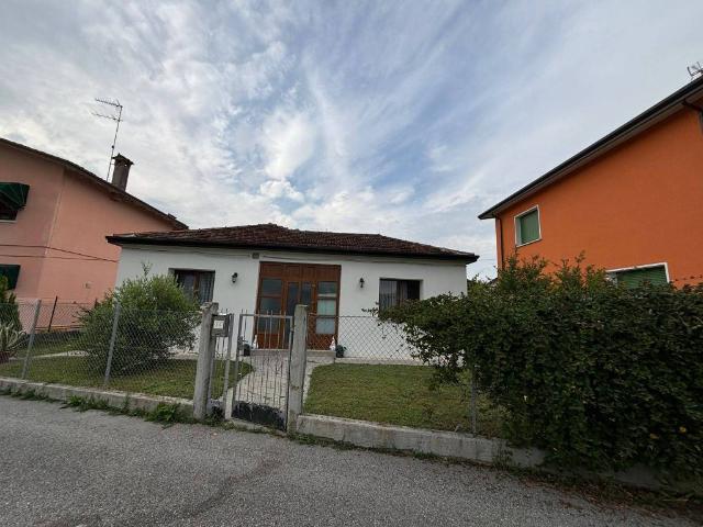 Villa Indipendente in vendita a Caorle, Veneto