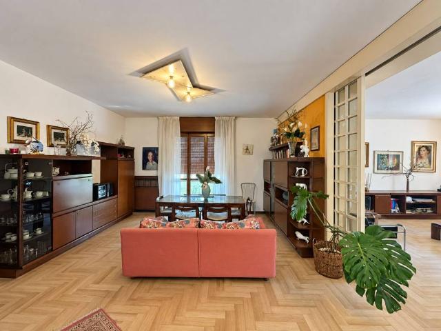Villa Indipendente in vendita a Fossadello, Caorso