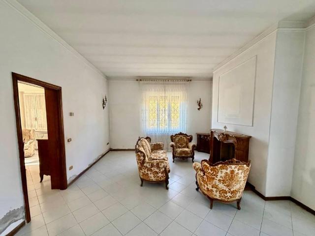 Villa Indipendente in vendita a Caorso, Reggio Emilia