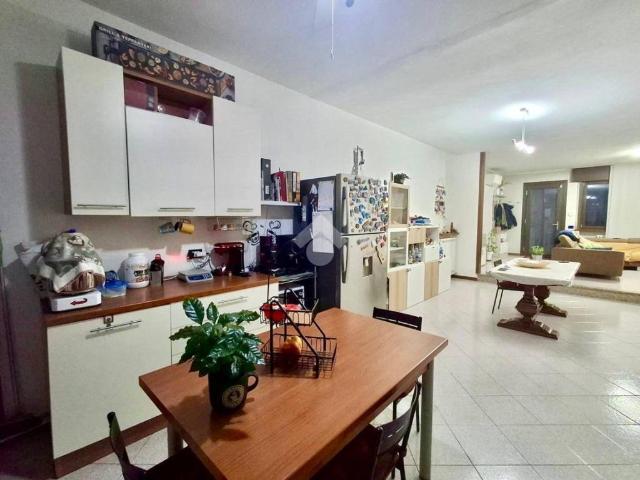 Villa Schiera in vendita a Caorso, Reggio Emilia