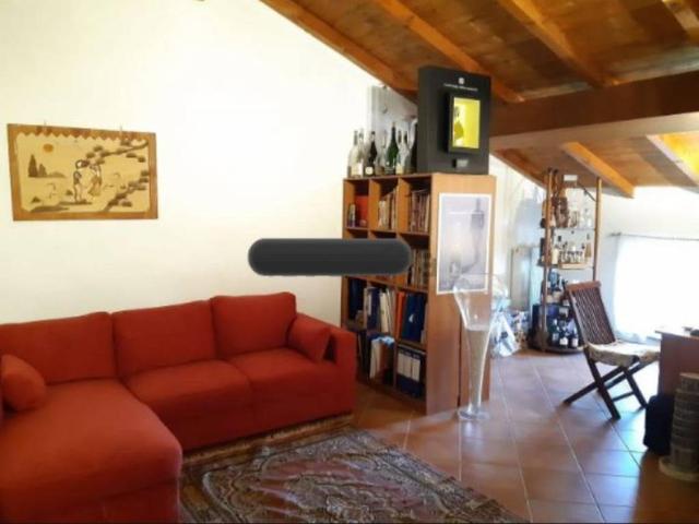 Villa Indipendente in vendita a Caorso, Reggio Emilia