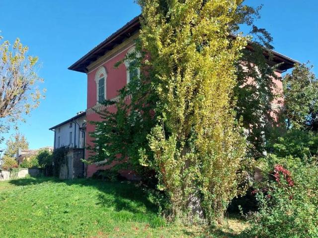 Villa Indipendente in vendita a Caorso, Piacenza