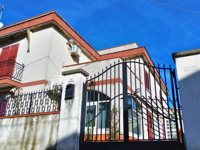 Villa Indipendente in vendita a Capaccio, Campania