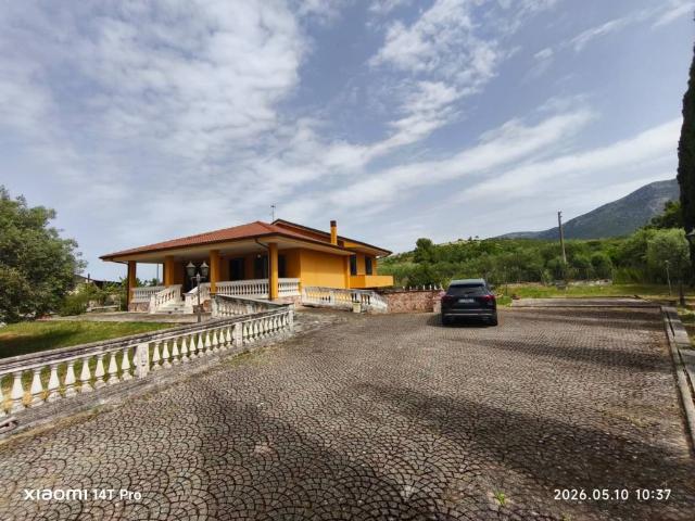 Villa Indipendente in vendita a Agropoli, Campania