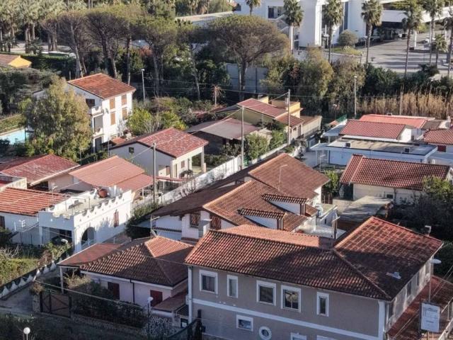 Villa Indipendente in vendita a Capaccio, Campania