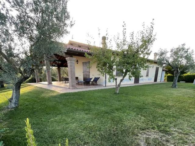Villa Indipendente in vendita a Capalbio, Toscana