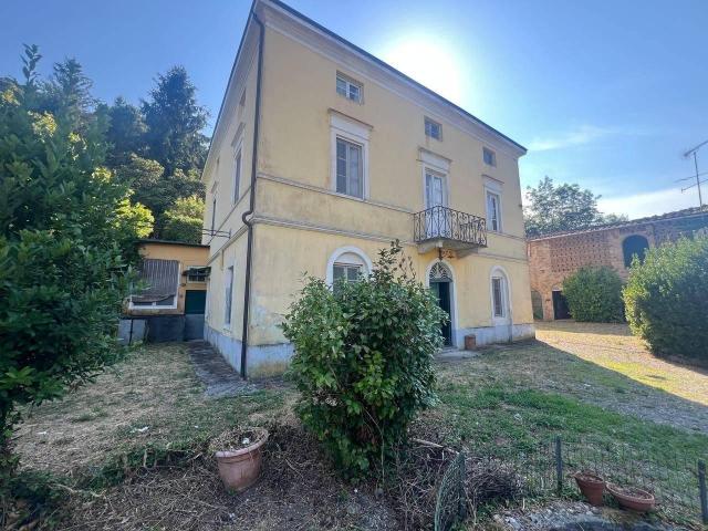 Villa Indipendente in vendita a Sant'Andrea di Compito, Capannori