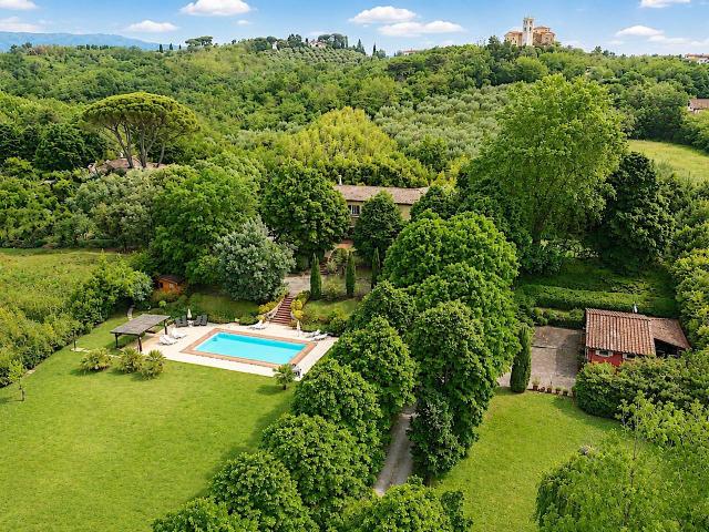 Villa Indipendente in vendita a Capannori, Toscana