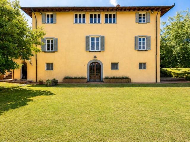 Villa Indipendente in vendita a Tofori, Capannori