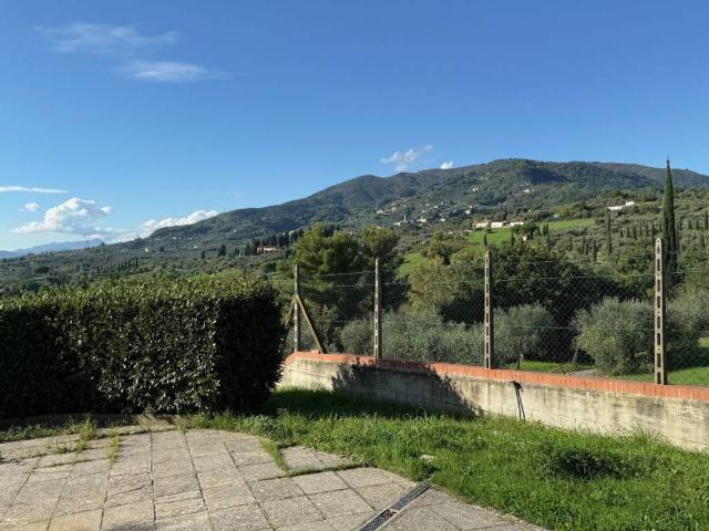 Villa Indipendente in vendita a Tofori, Capannori