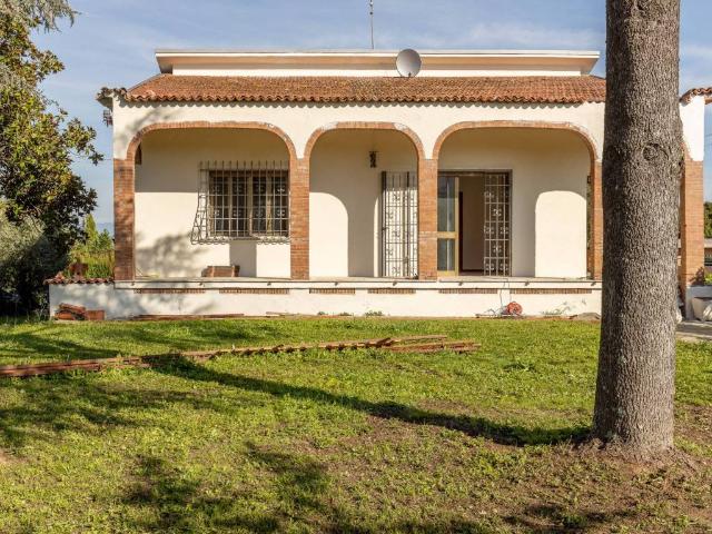 Villa Indipendente in vendita a San Leonardo in Treponzio, Capannori