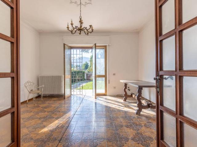 Villa Indipendente in vendita a San Leonardo in Treponzio, Capannori