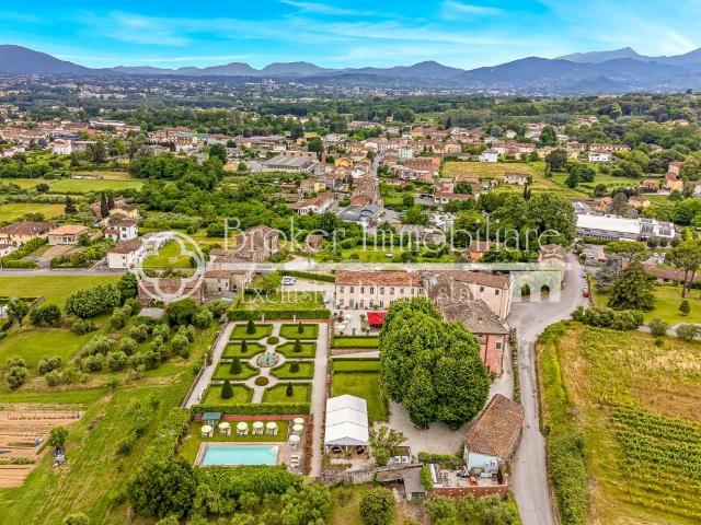 Villa Indipendente in vendita a San Colombano, Capannori