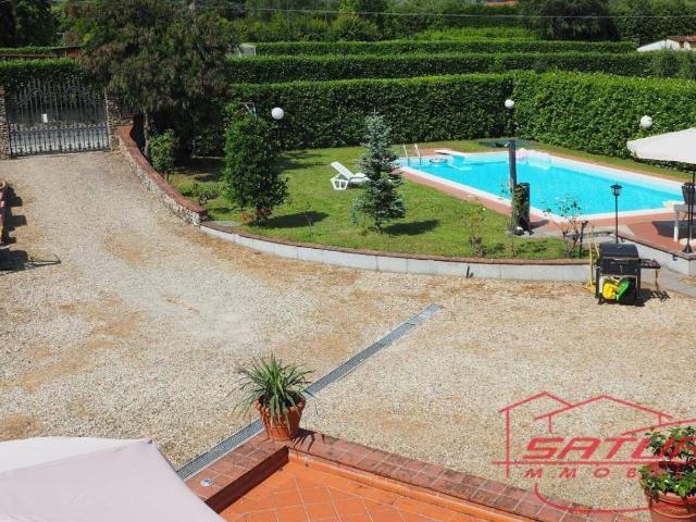 Villa Indipendente in vendita a San Colombano, Capannori
