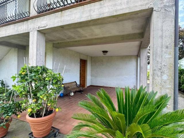 Villa Indipendente in vendita a Camigliano Santa Gemma, Capannori