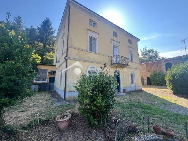 Villa Indipendente in vendita a Sant'Andrea di Compito, Capannori