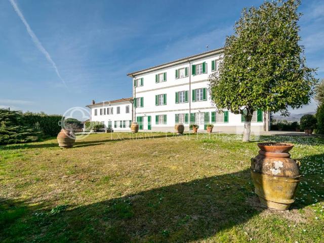 Villa Indipendente in vendita a Gragnano, Capannori