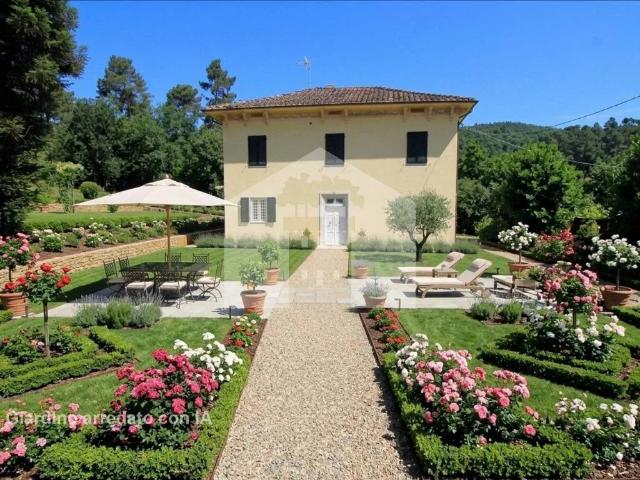 Villa Indipendente in vendita a Capannori, Toscana