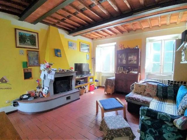 Villa Indipendente in vendita a Capannori, Toscana