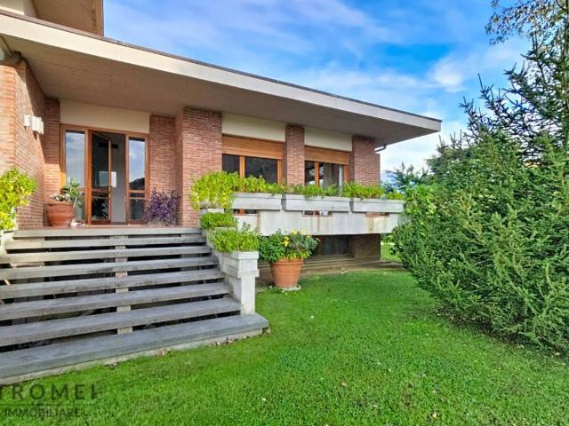Villa Indipendente in vendita a Capannori, Toscana
