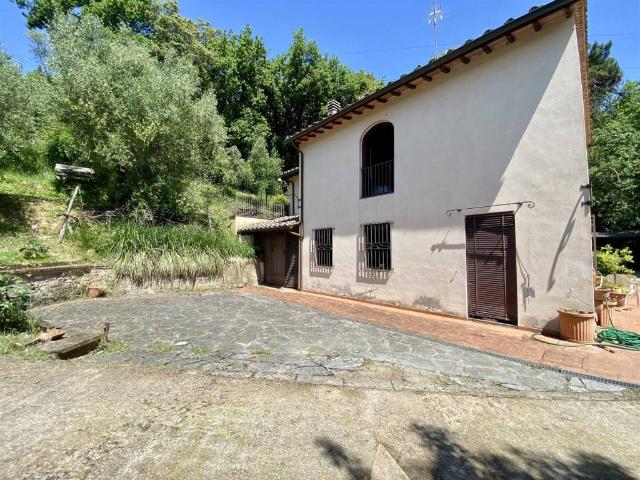 Villa Indipendente in vendita a Gragnano, Capannori