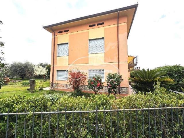 Villa Indipendente in vendita a Capannori, Toscana