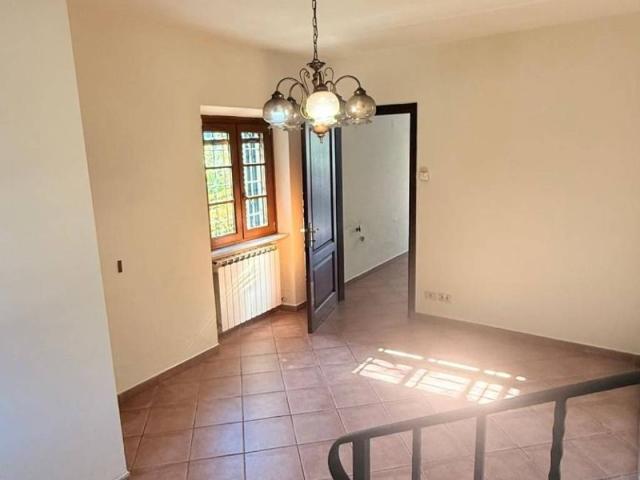 Villa Indipendente in vendita a Colognora di Compito, Capannori