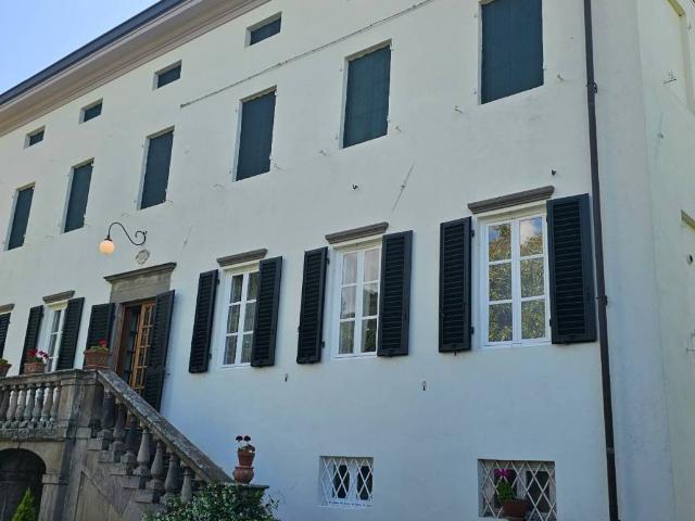 Villa Indipendente in vendita a Capannori, Toscana