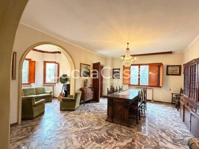 Villa Indipendente in vendita a Capannori, Toscana